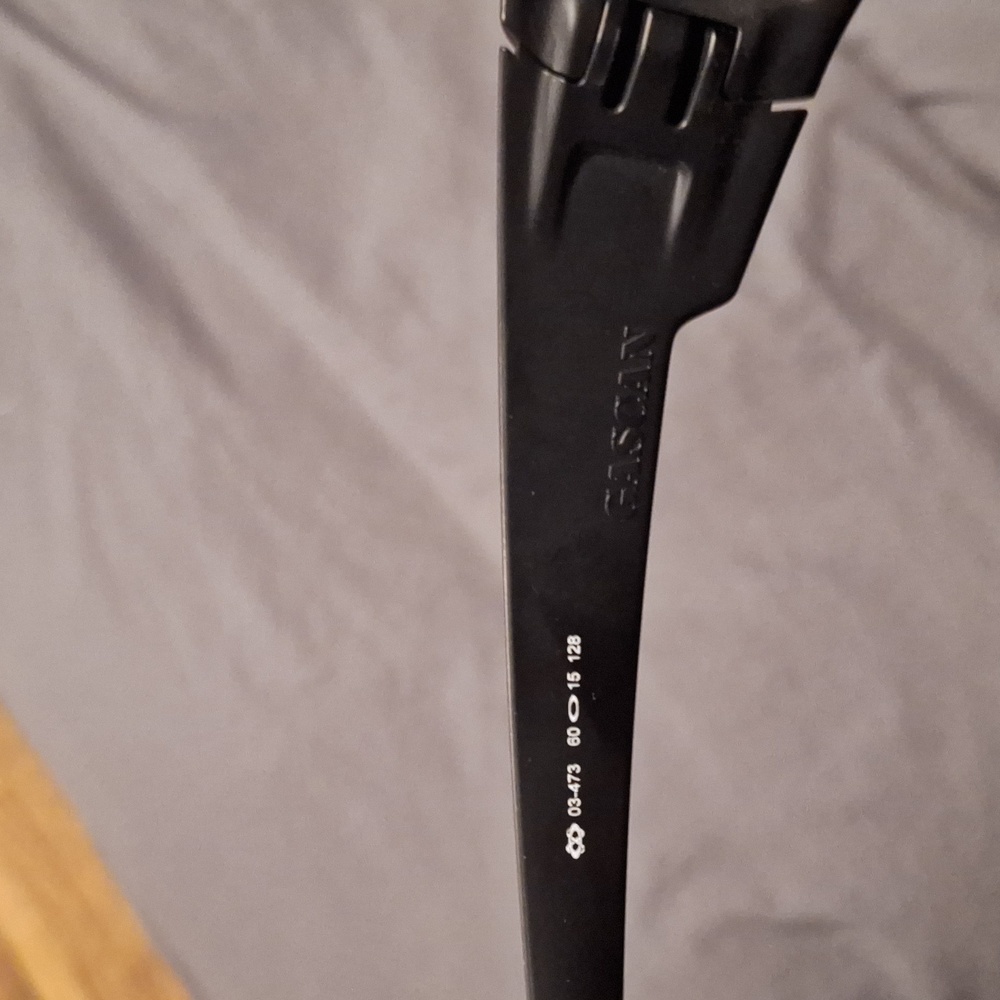 Oakleys - Picture 3 of 3